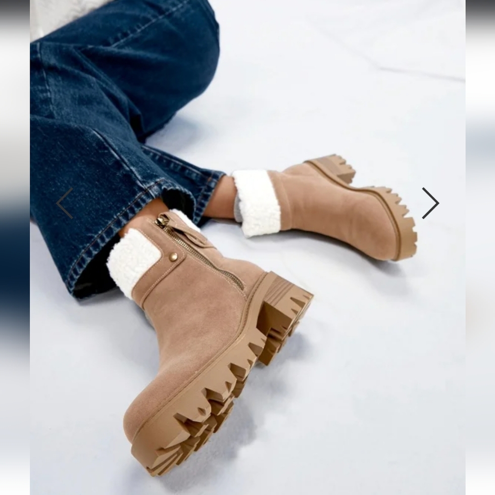 JustFab Callie Booties Size 7 (runs large)